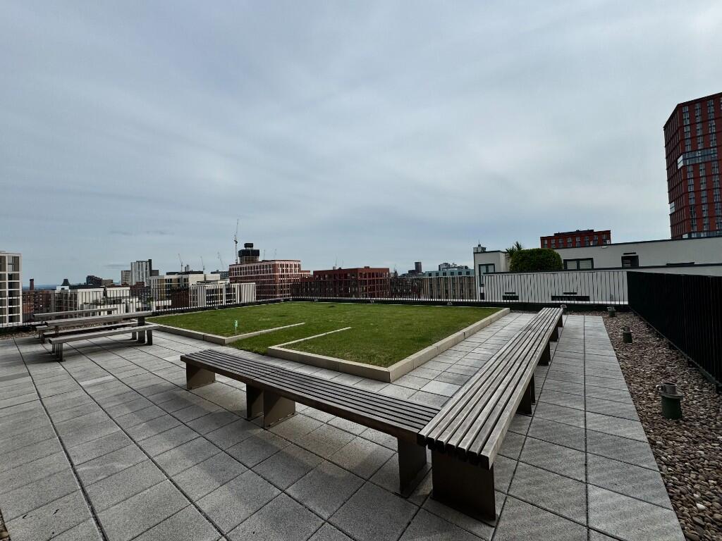 COMMUNAL ROOFTOP 1