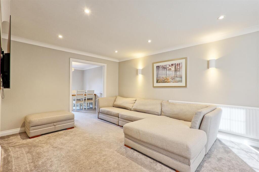 IMG_6781_2_3_easyHDR-interior3.jpg