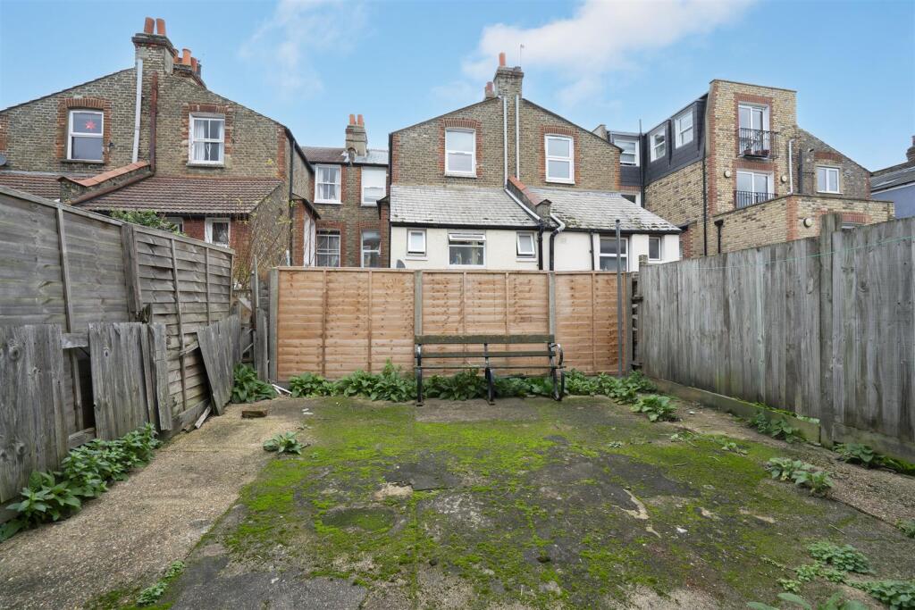 38 Gilbey Road SW17 external 2.jpg