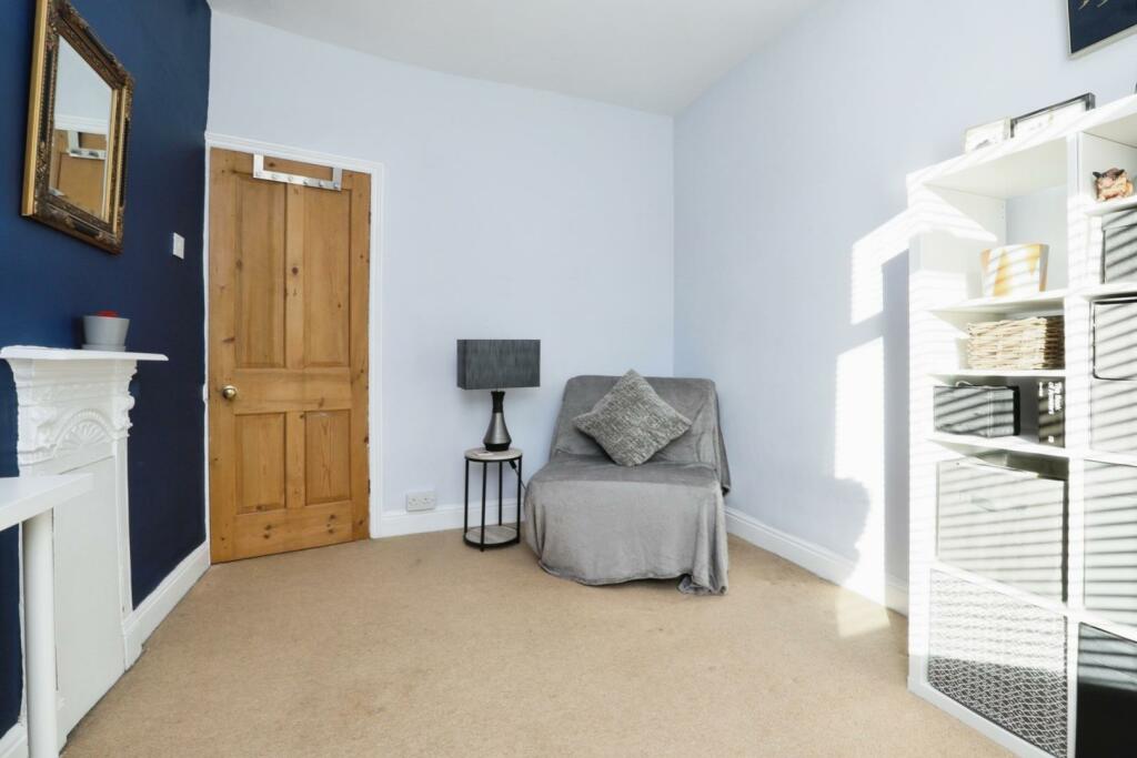 BEDROOM NO.2