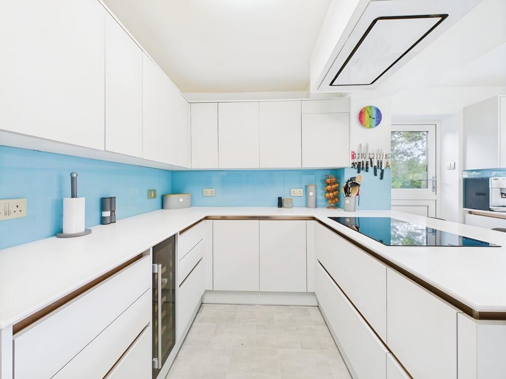 kitchen;