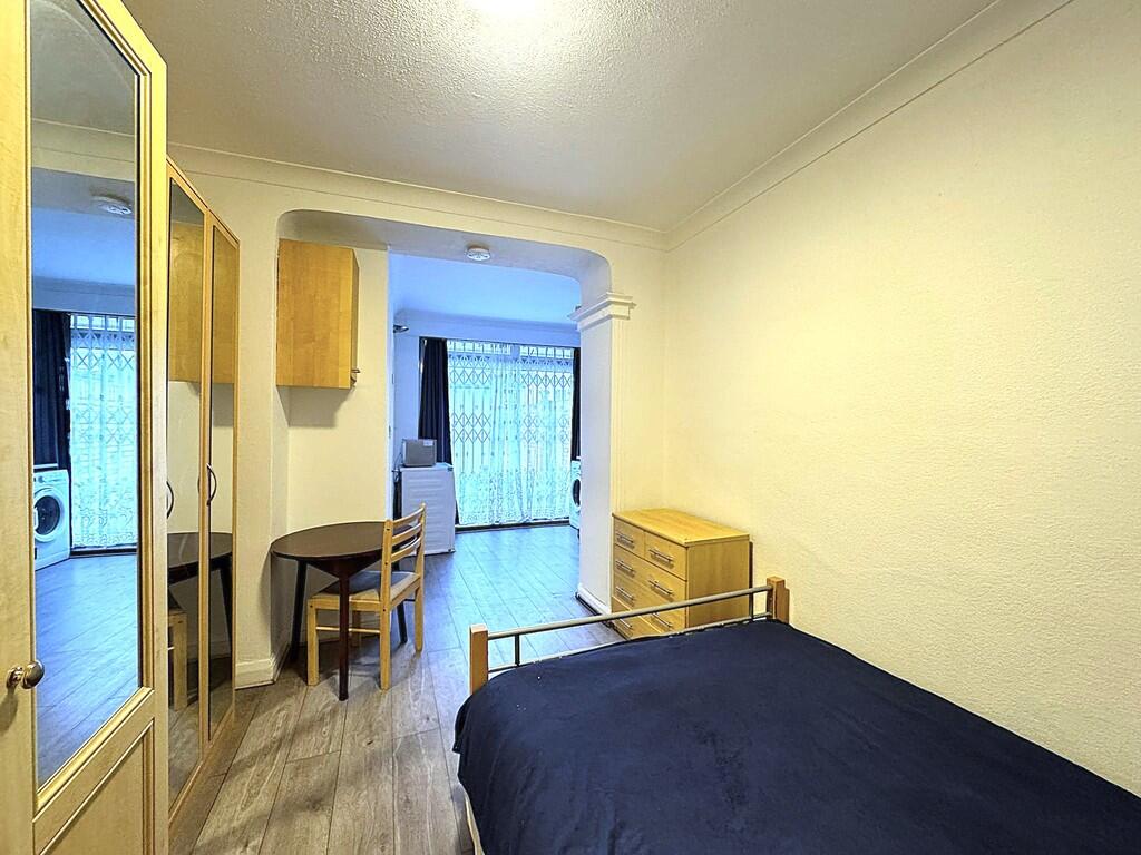 WhatsApp Image 20...