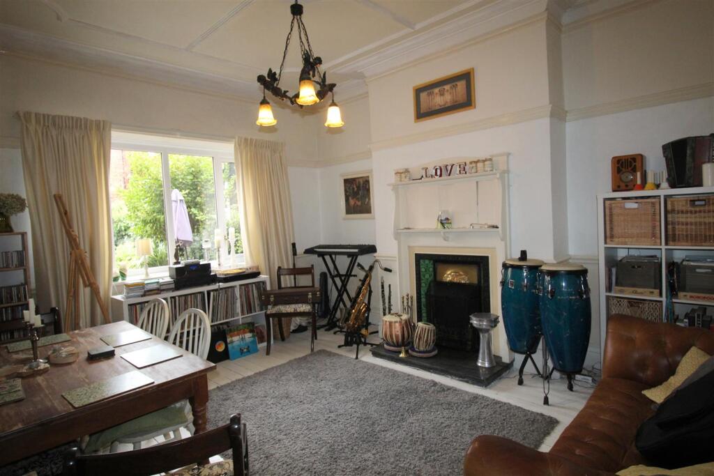 Park Road 74, Dining Room Reception Room Two.JPG