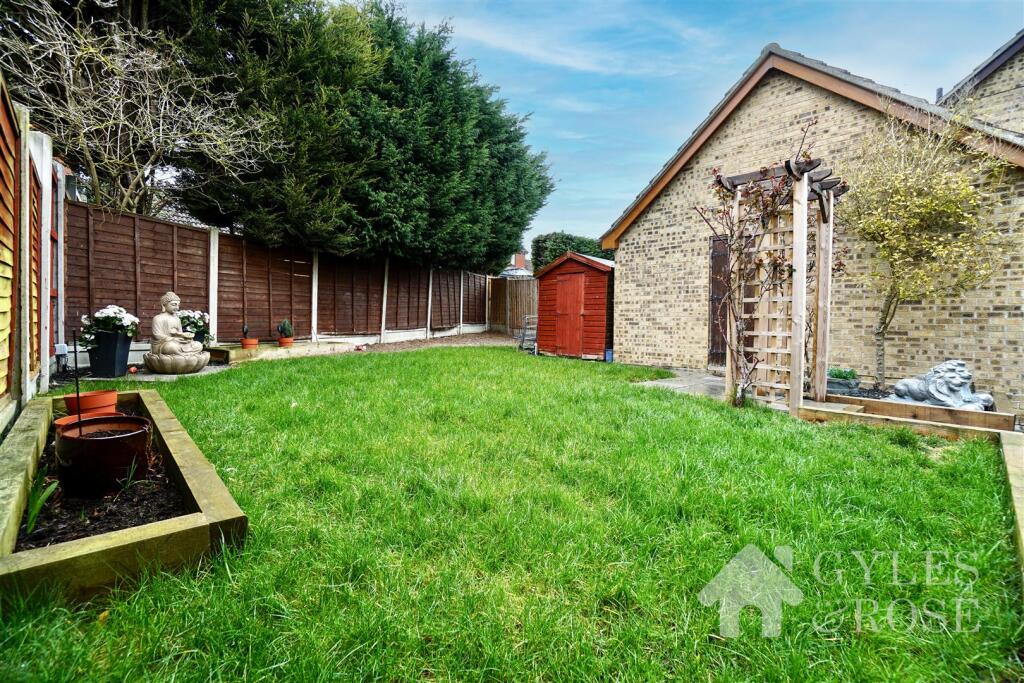 Garden &amp; Garage