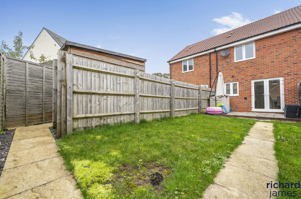 acc79657-cabb-4d8...