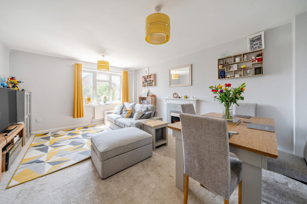 1303840-14-684c13...