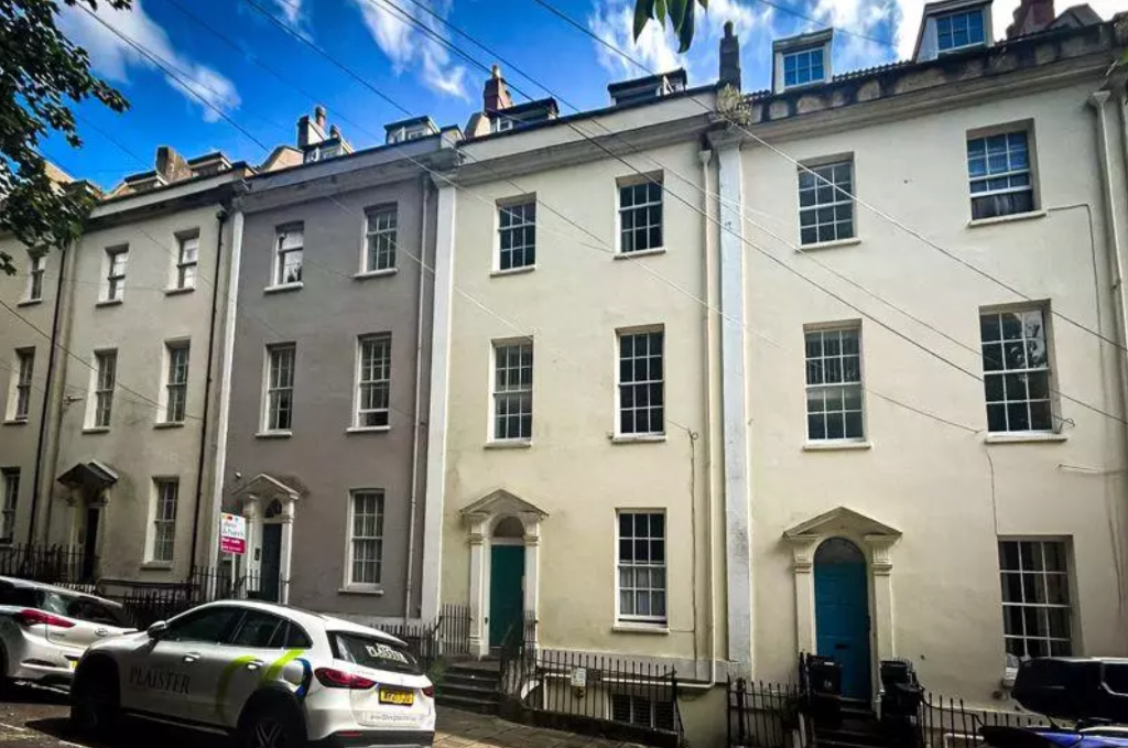 Bellevue, Clifton, Bristol, BS8 1DA