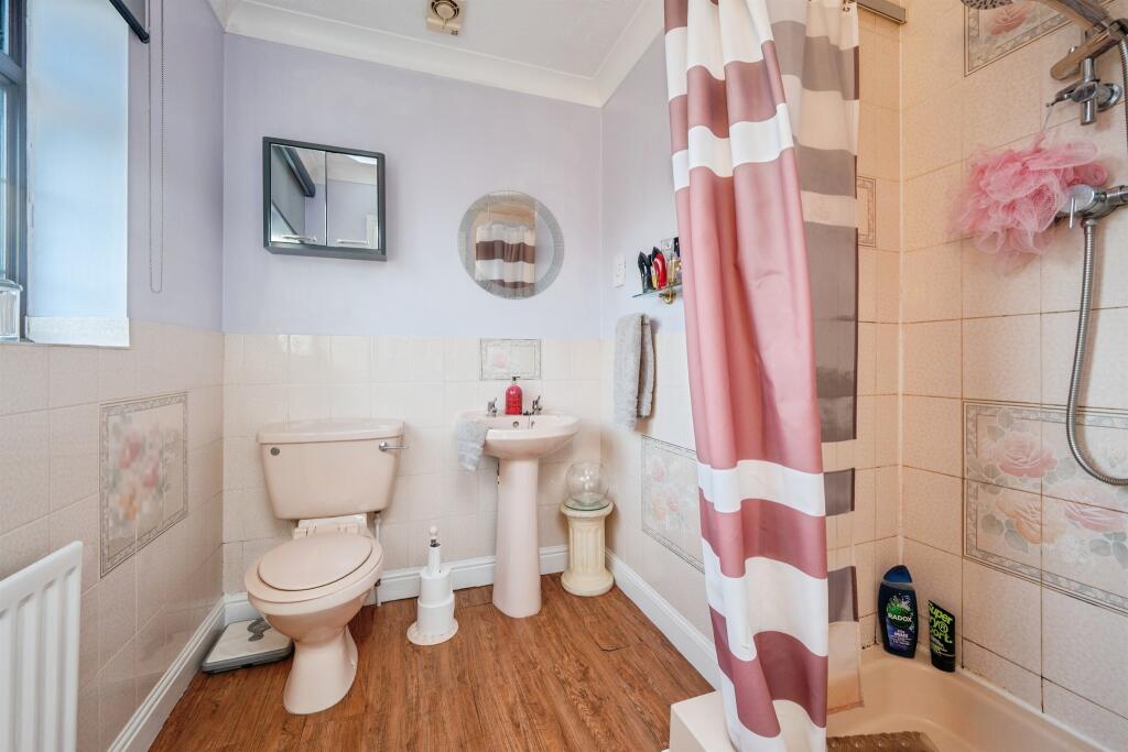 En Suite: