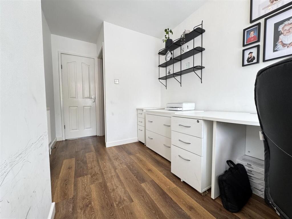 IMG_5033 (Large).JPG