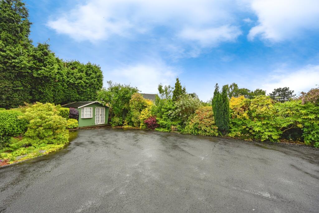Driveway &amp; Summer House