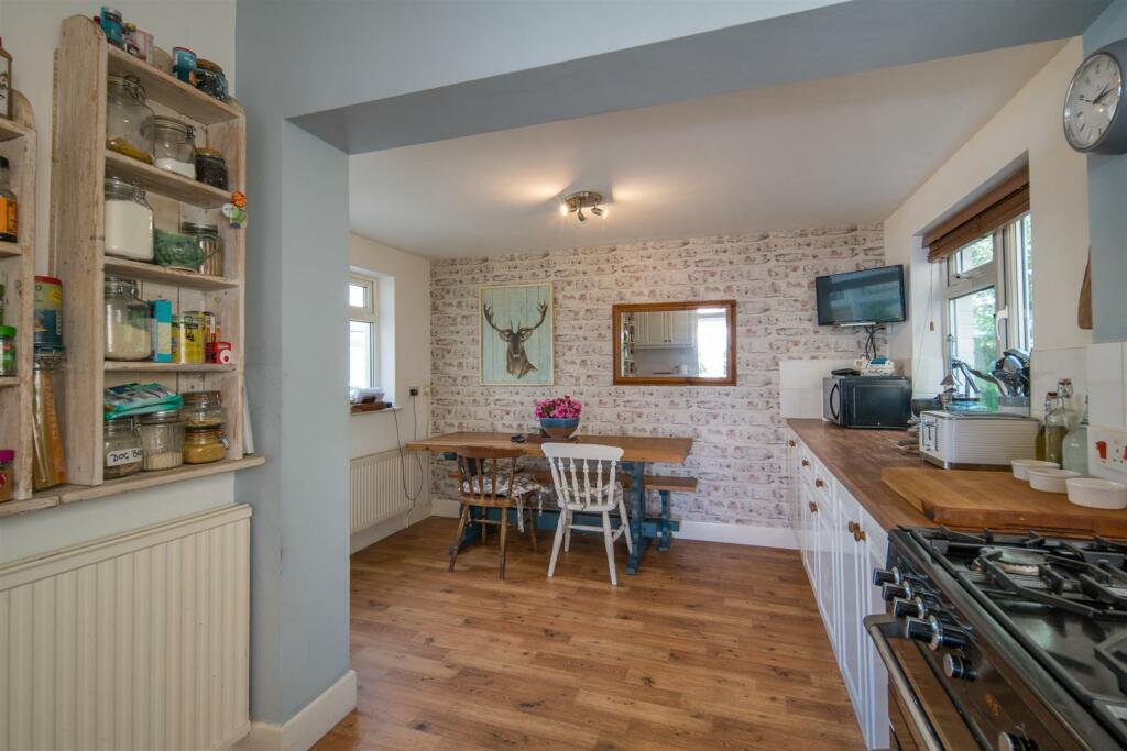 Kitchen &amp; Bfreakfast Room.jpeg