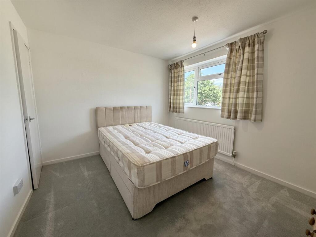 Bedroom 2.jpg