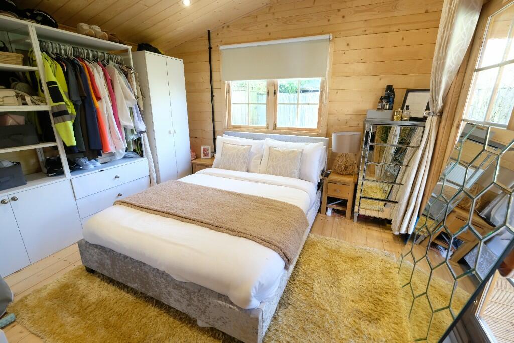 ANNEXE