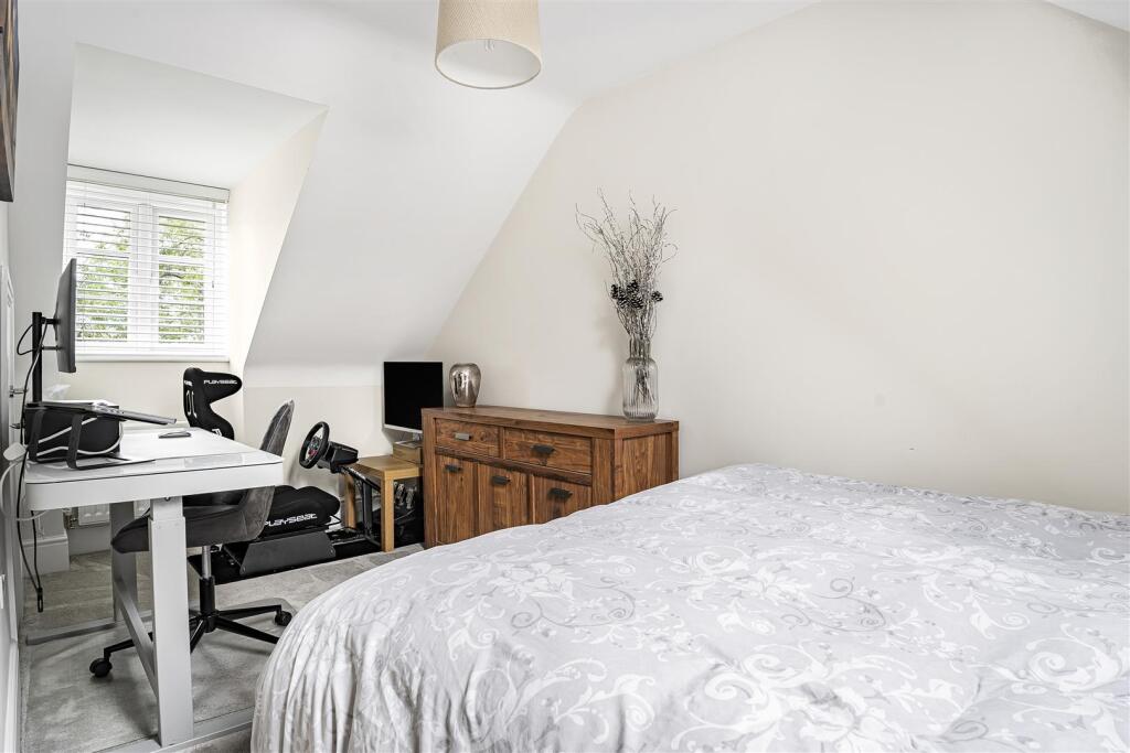 25 Drayson Way, Towcester (28).JPG