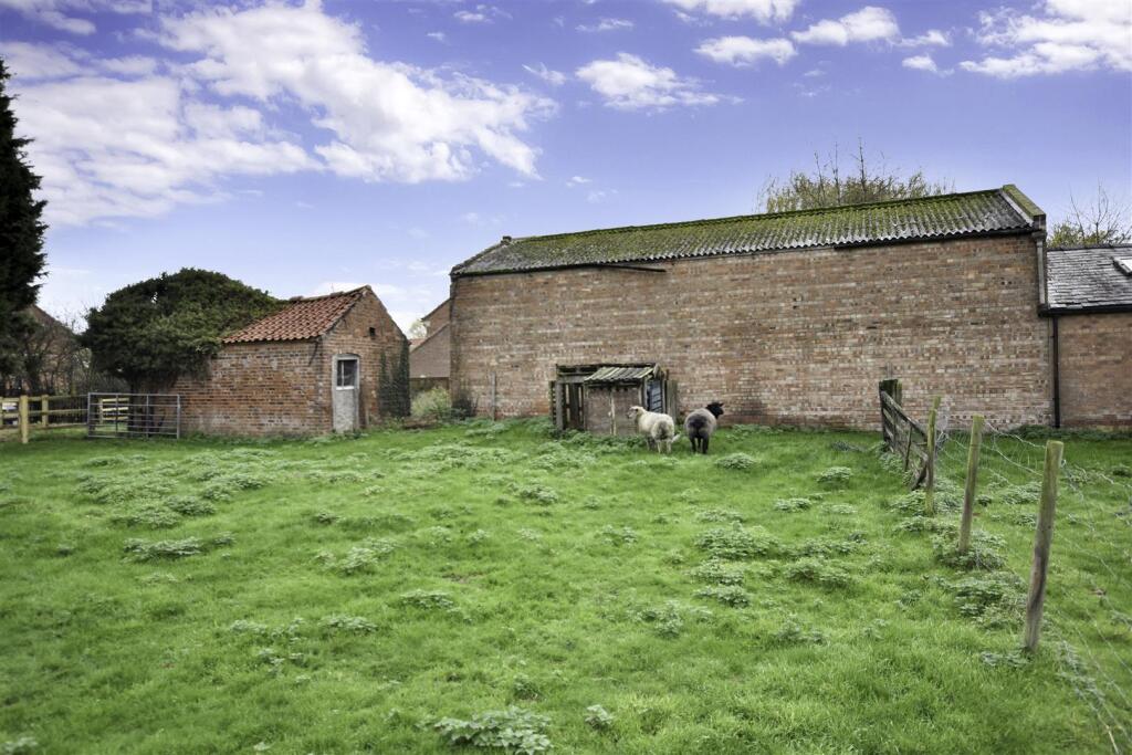 The Barn 6.jpg