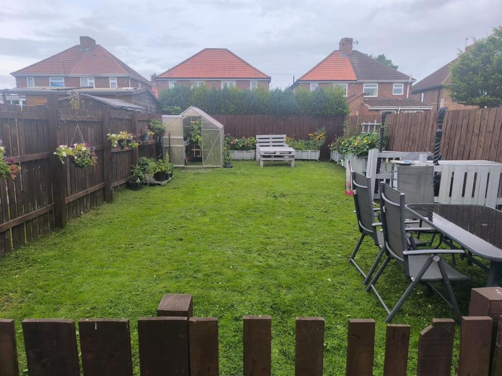Garden (1).jpg