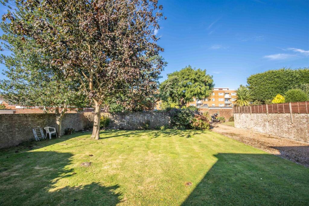 3, 11 Downsview Road-7.jpg