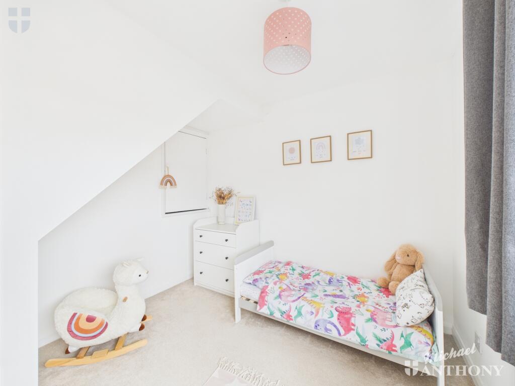 CAM03218G0-PR0703-STILL011