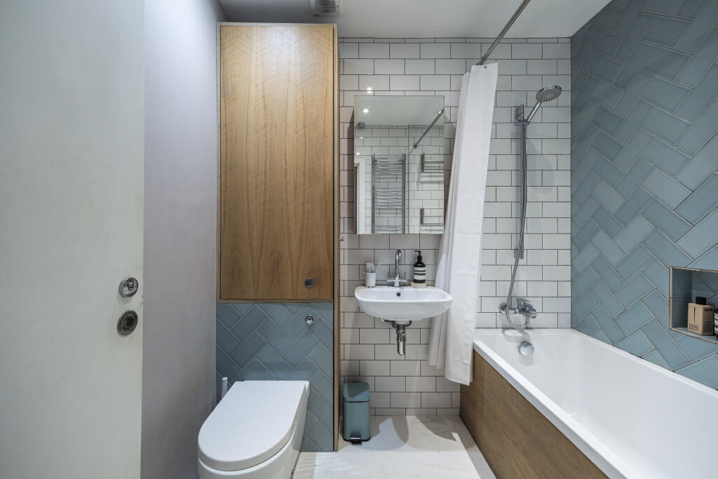 SUNLIGHT-SQUARE-1 (29).jpg