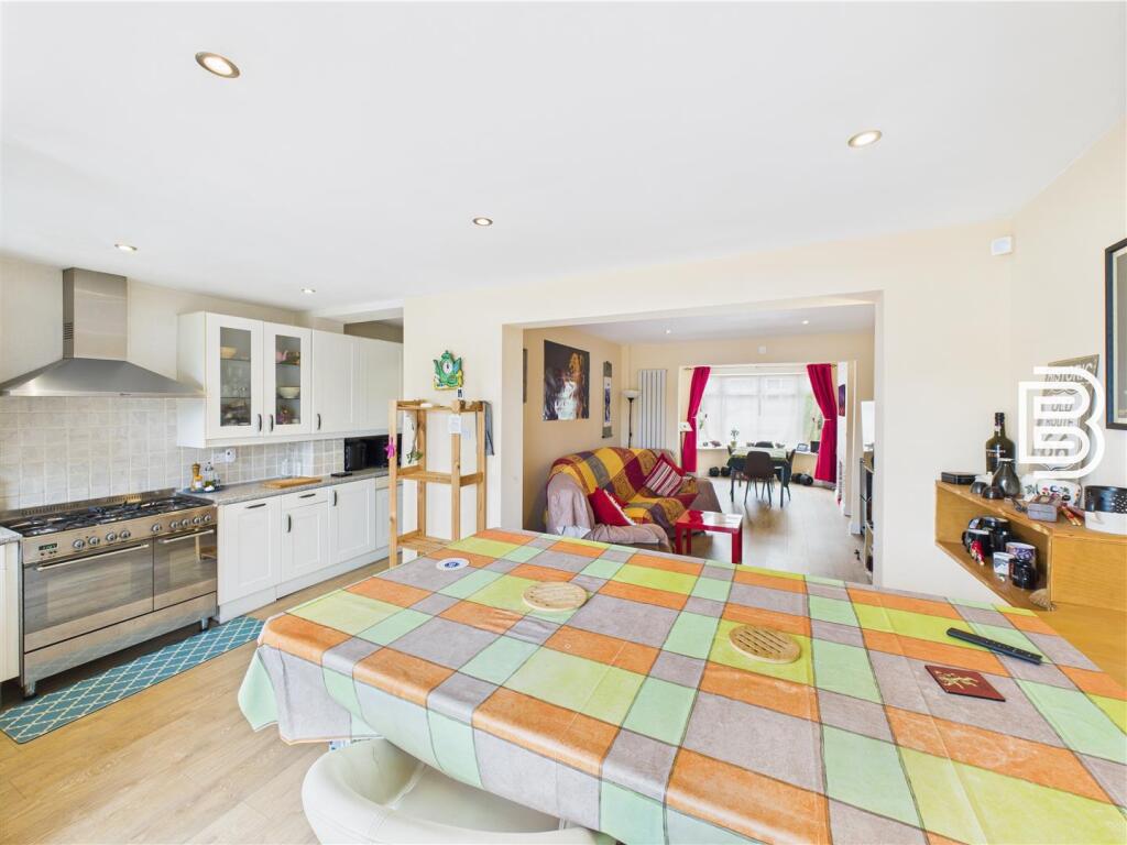 Kitchen Diner (3).jpg