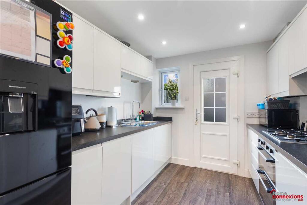 Kitchen (1)