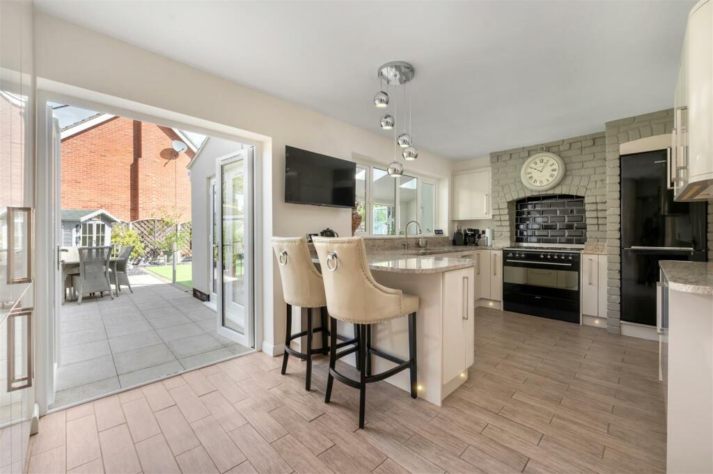 18 Melton Road Re edit PH-28.JPG