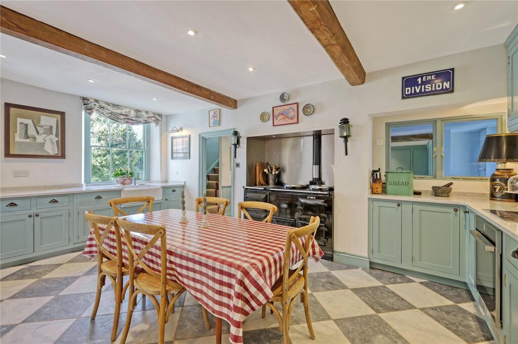 Kitchen/Breakfast Rm