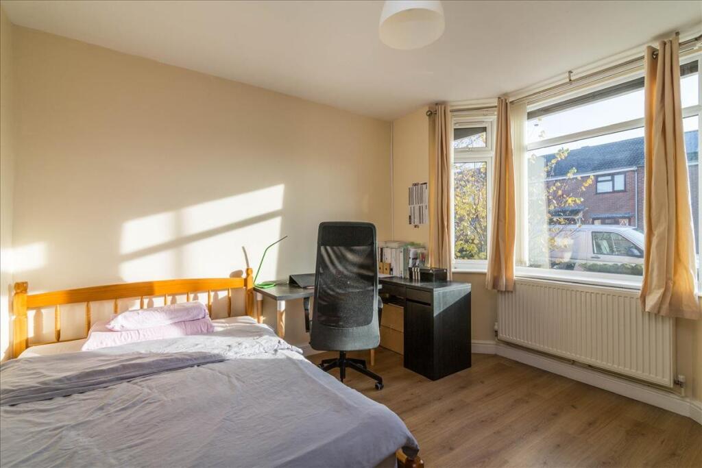 Bedroom 5