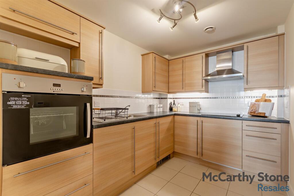 8637449-interior05-800.jpg