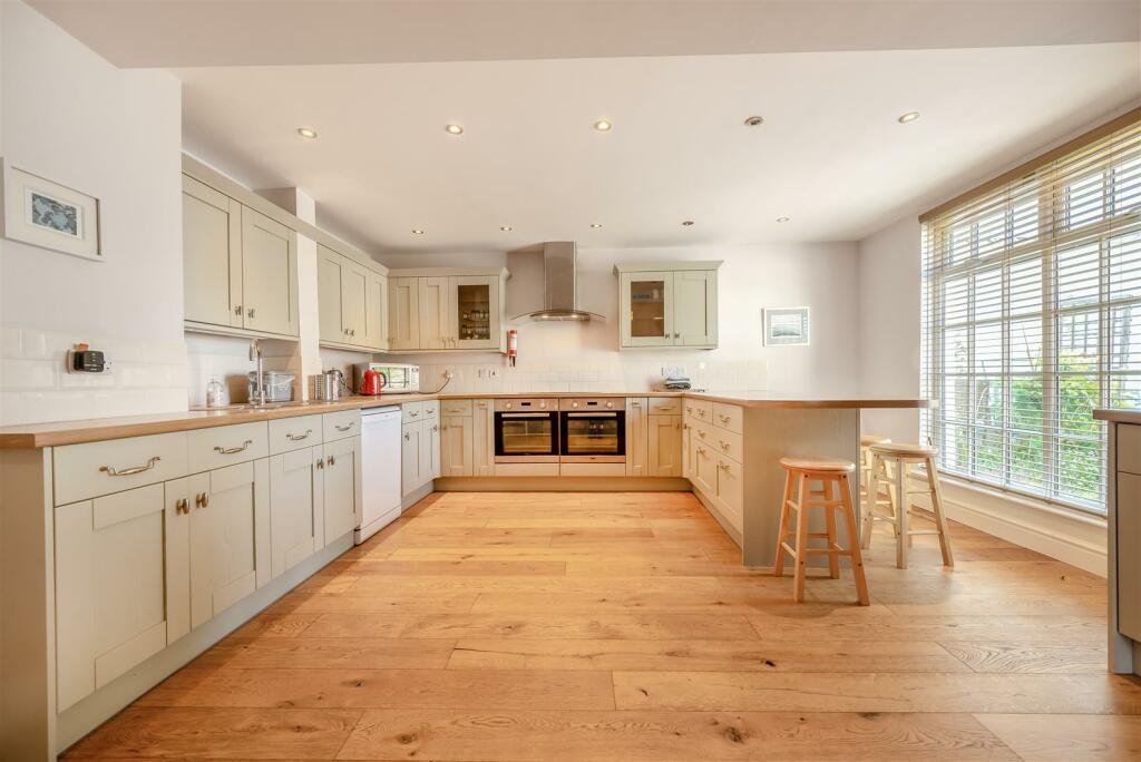 8555555-interior08.jpg