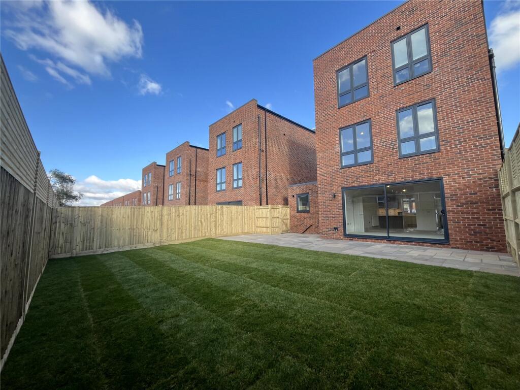 Rear Garden (Plot 4)