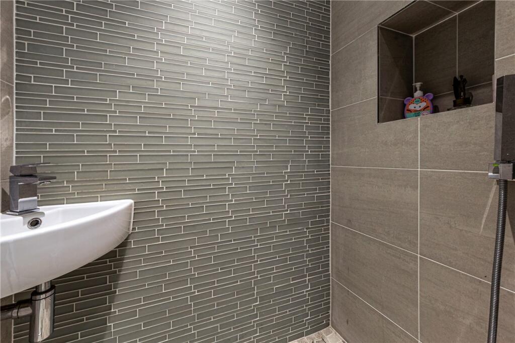 Ensuite
