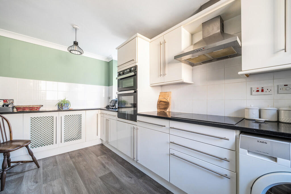Kitchen 1