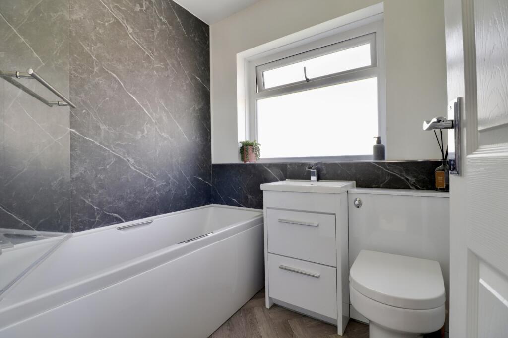 Contemporary bathroom