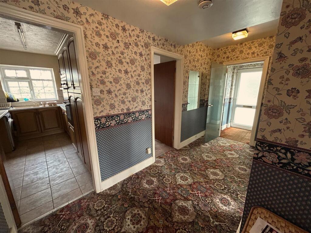 hallway.jpeg