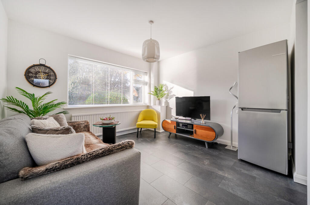 1385261-1-6929b37...