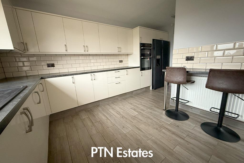 kitchen 2 light .jpg