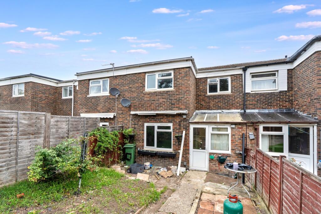 9 Shelley Close, Basingstoke, Hampshire, RG24 9BZ