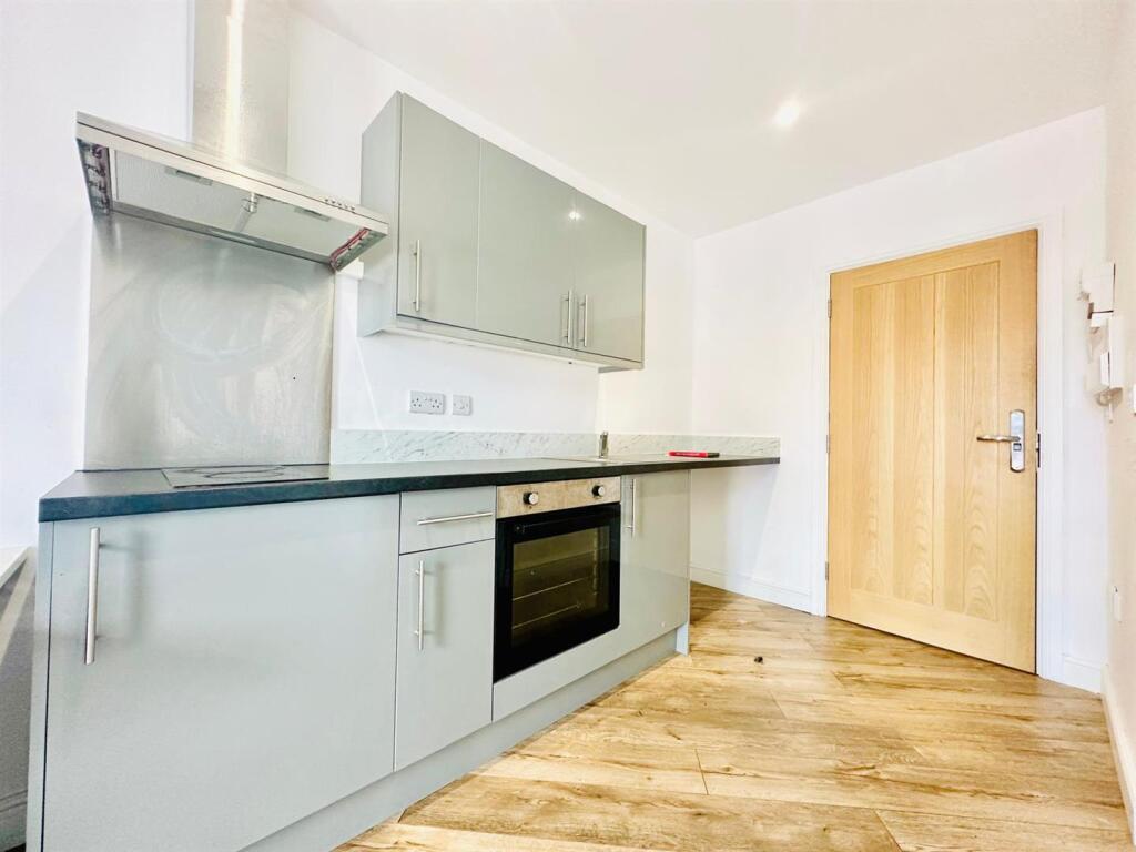 Kitchen area