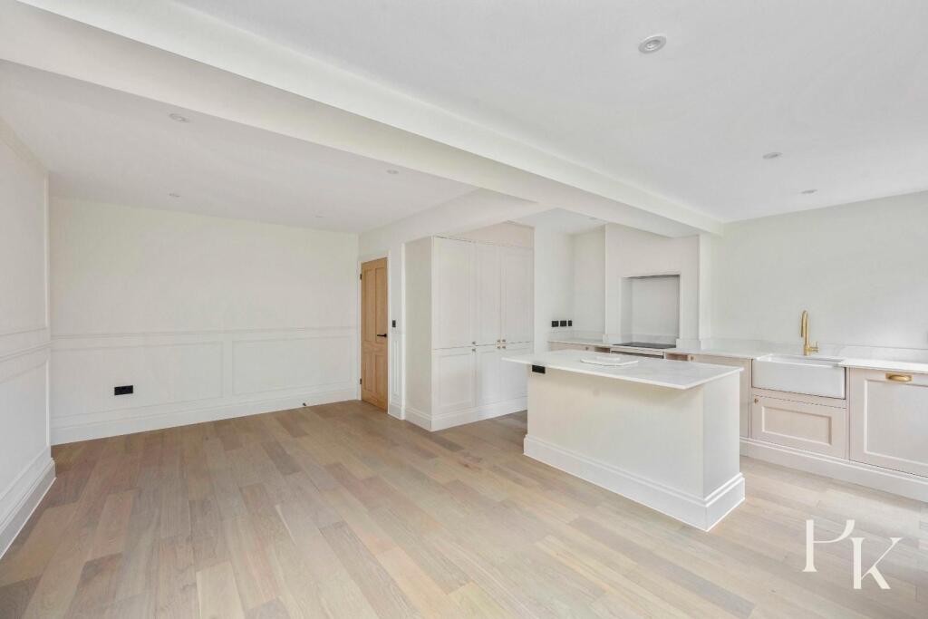 Amherst Crescent 23-013.JPG