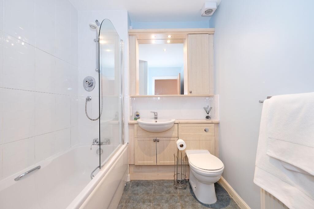 Family bathroom