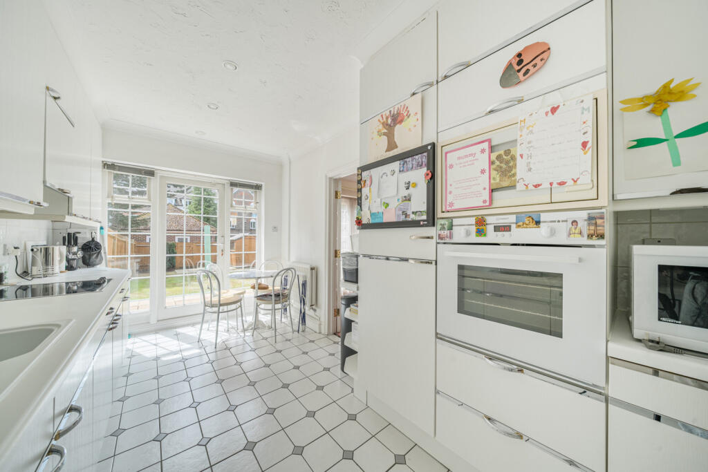 1328887-18-687e5b...