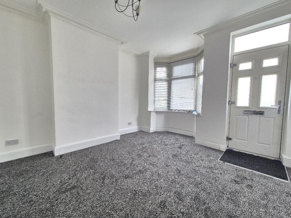 20250912_130230_resized