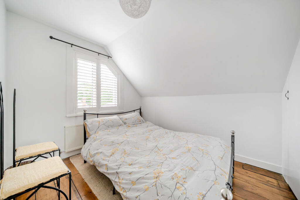 1335246-22-6895e8...