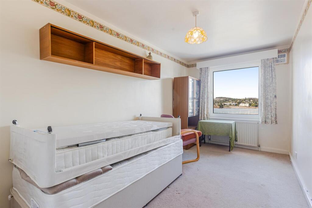 A23 - 5 Park Hall Torquay - 250905.jpg