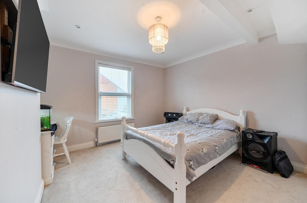 1387846-15-693c12...