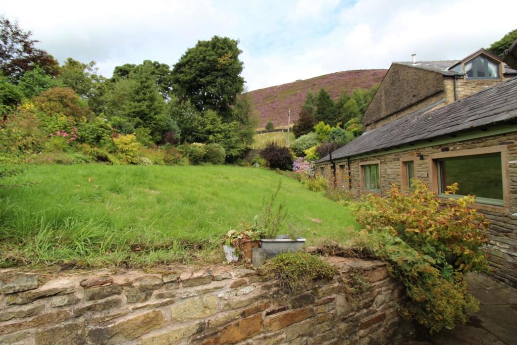 The Byre, Holcombe
