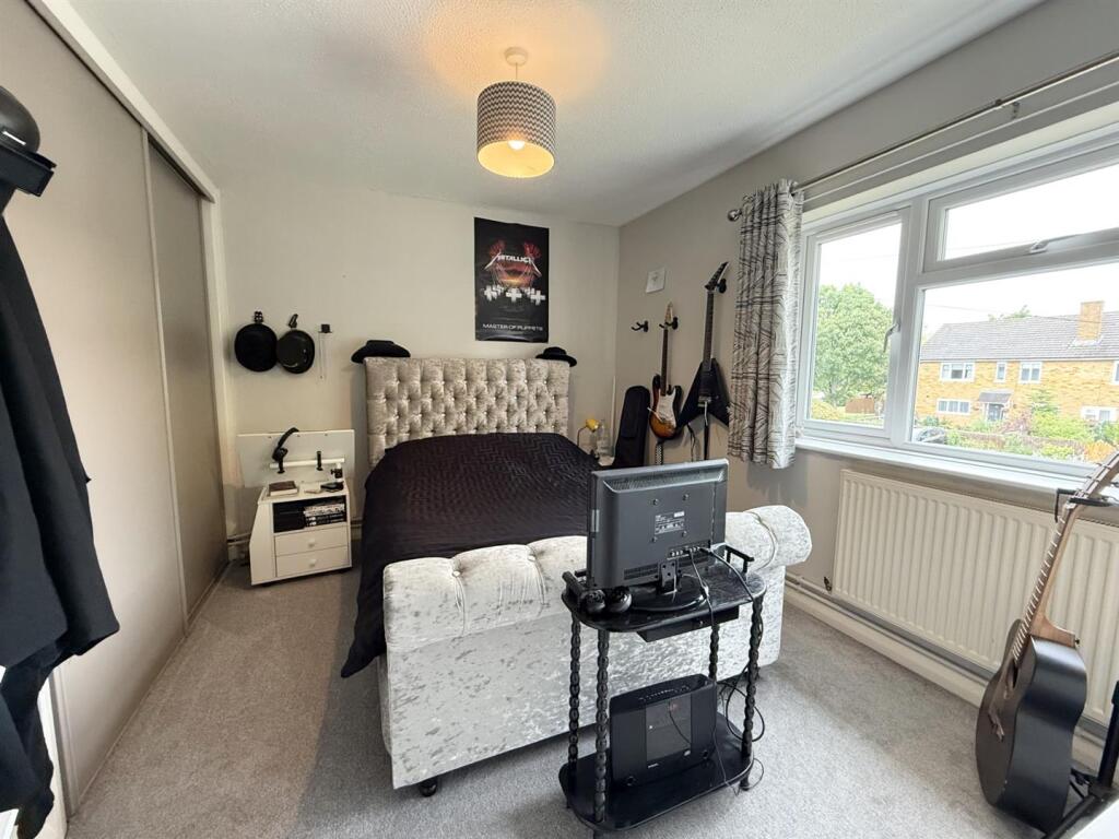 Bedroom 2.jpg