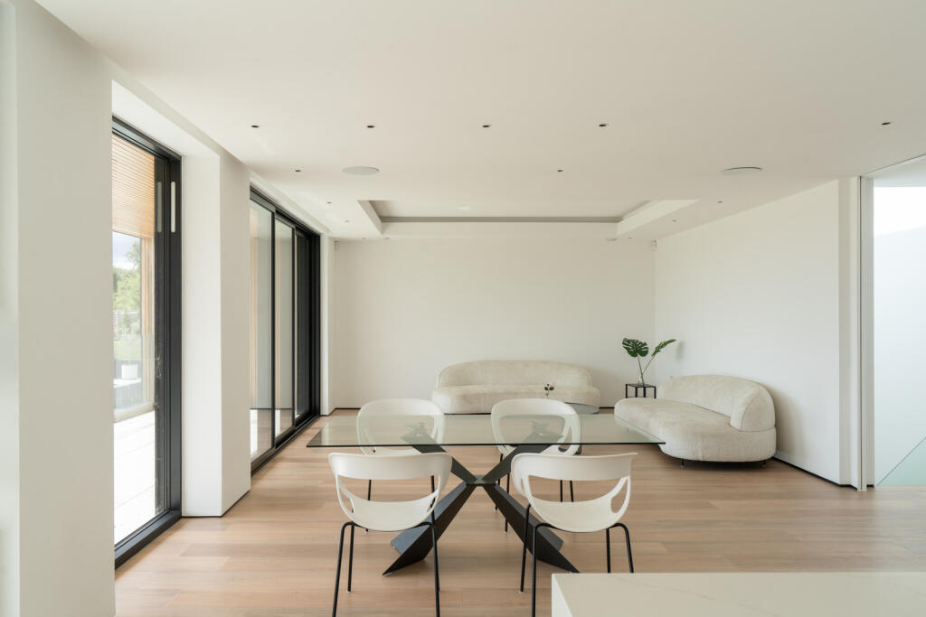 308484 - 2FairydellClose_HighRes-4.jpg