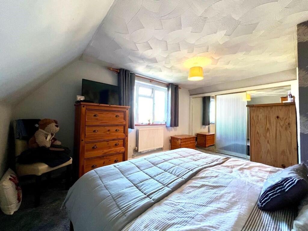 18 Seaview Road Master.jpg